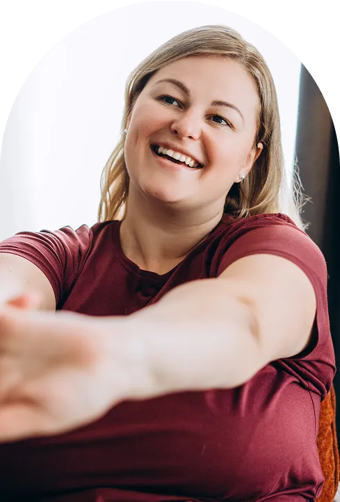 Blonde woman looking for a residential treatment center in orange county for mental health and eating disorders.